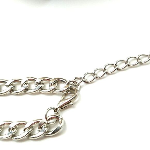 Cuban Link Chain Silver-tone Necklace - Picture 8 of 9